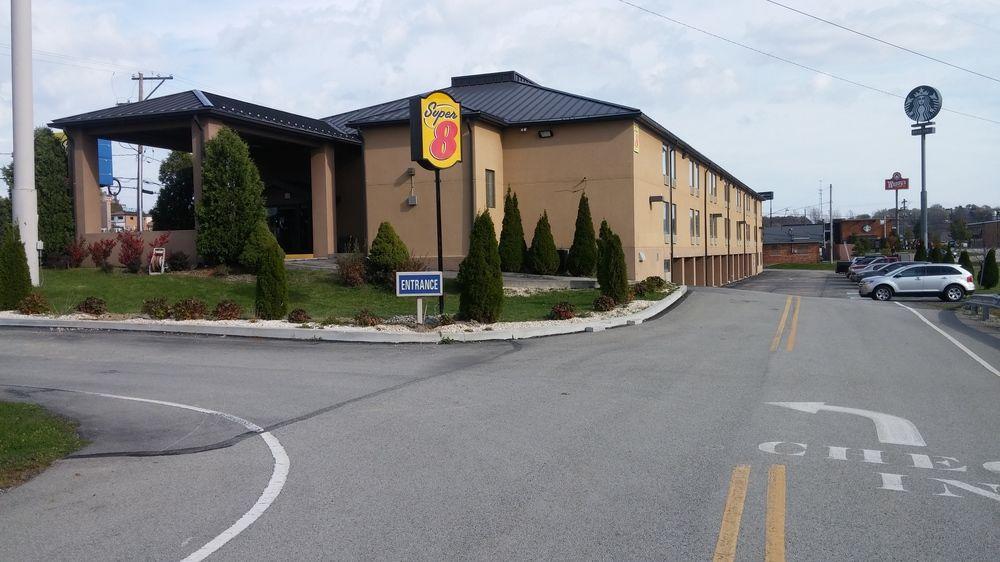 Super 8 By Wyndham Somerset Exterior foto