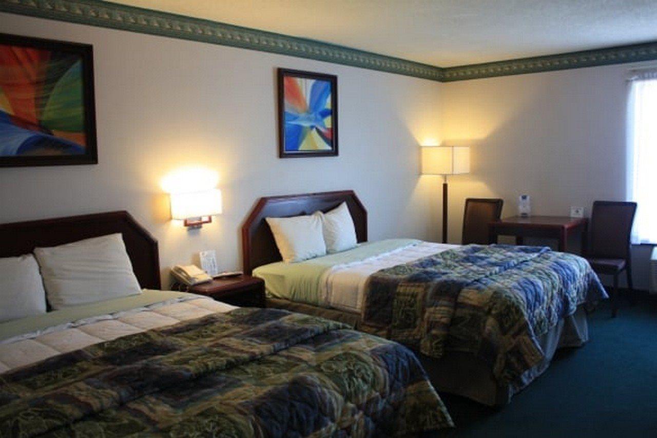 Super 8 By Wyndham Somerset Exterior foto